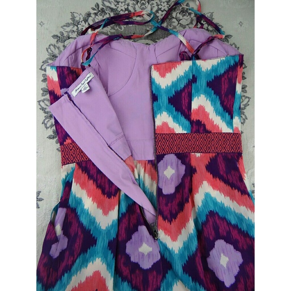 AMERICAN EAGLE - Two Pockets & Tilted Squares! <3 - Picture 6 of 6