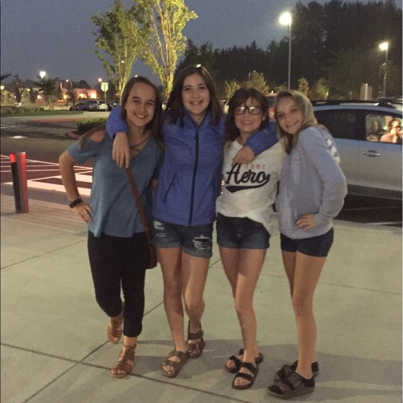 Meet your Posher, Katelynn - Picture 1 of 1