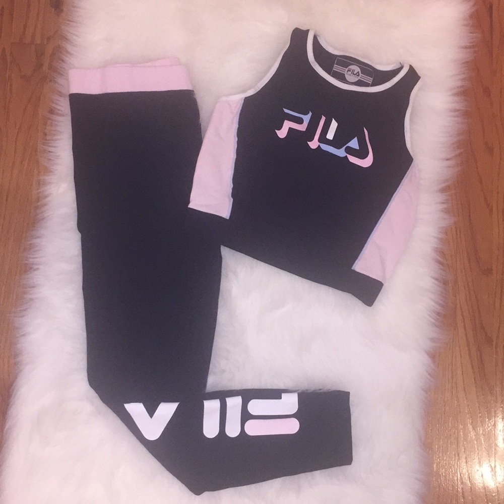 NWOT!! FILA 2 piece set