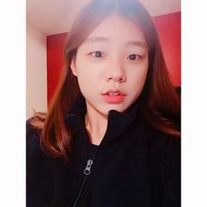 Meet your Posher, Hyeju