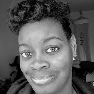 Meet your Posher, Rena