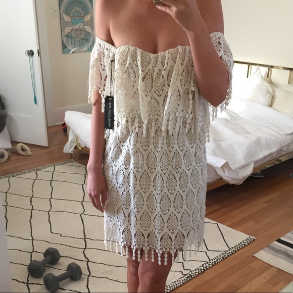 Stone Cold Fox Iowa Dress - Picture 1 of 4