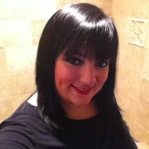 Meet your Posher, Divina