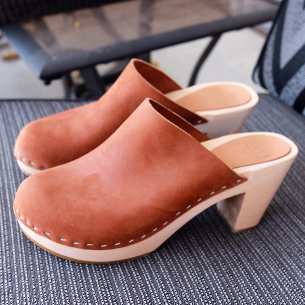 BRYR Clogs