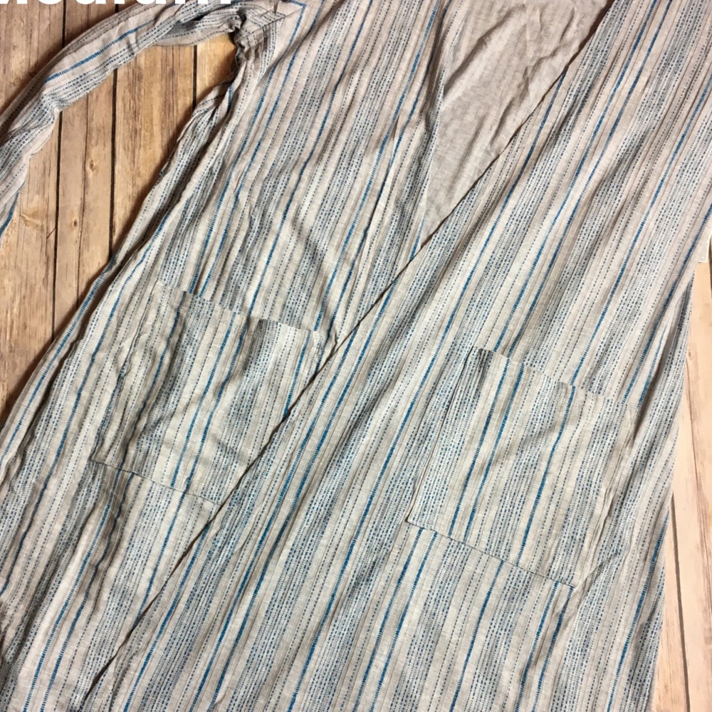 Medium nwt Sarah Lularoe