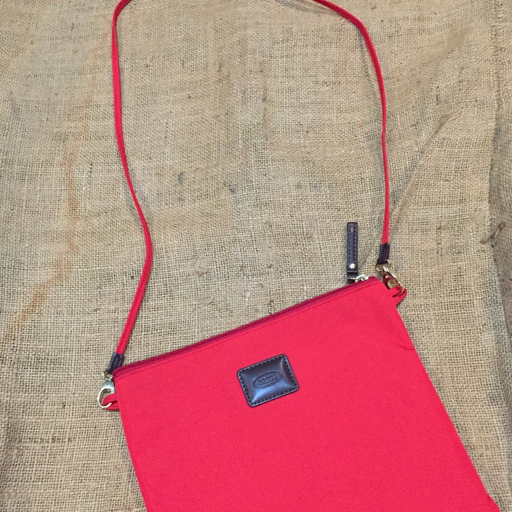Bricks cross body