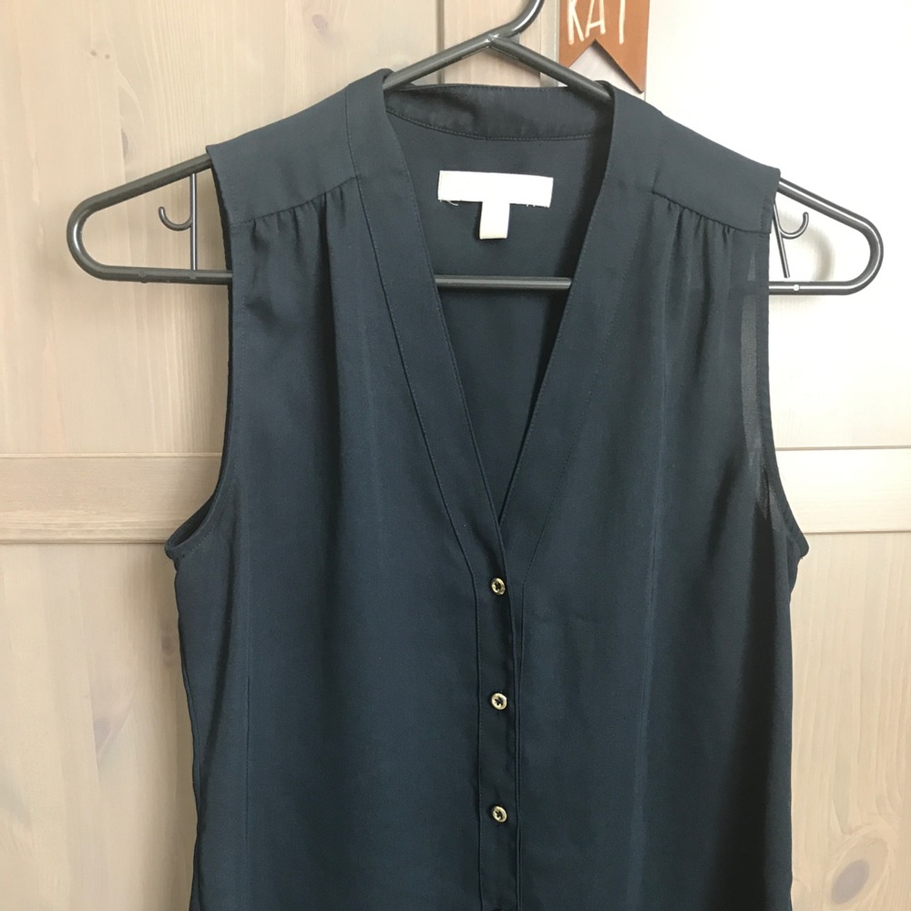 Discounted!! Navy blue button up blouse