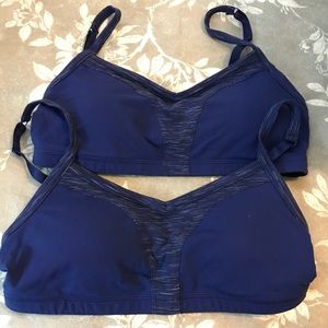 [SOLD] TWO2️⃣Lucy Blue Sports Bras