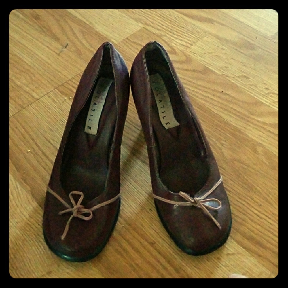 Cute purple bow pumps