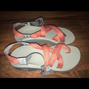 Chacos brand new size 8!!