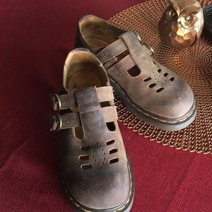 Doc Martens Mary Janes