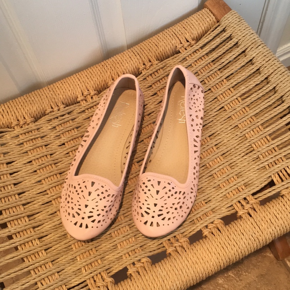 Relish slip on flats.