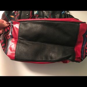carlos santana stella chain shoulder bag