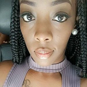 Meet your Posher, Tasha