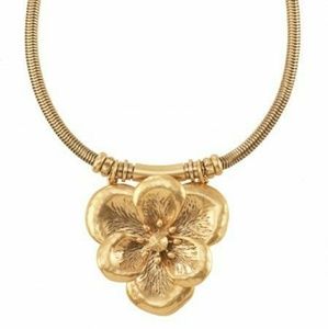 Dot Bloom Necklace