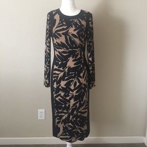 Maggy London Dress. Size 4. Black/Tan Color.