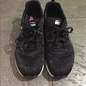 Cheetah print Skechers