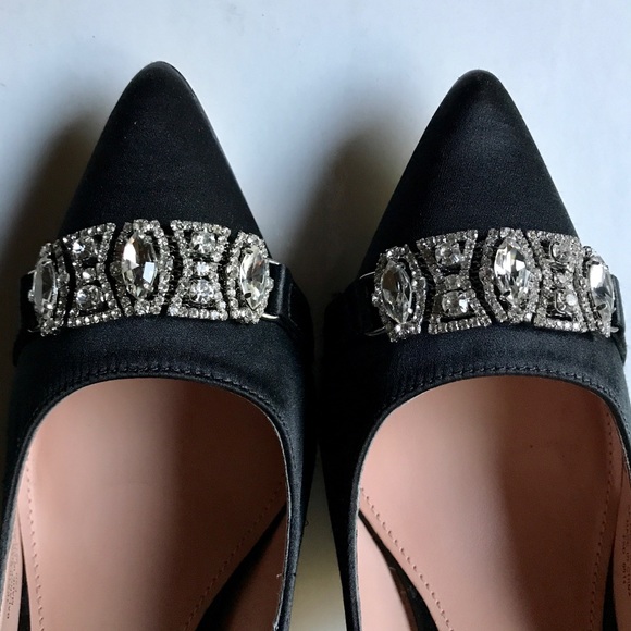 NEW Satin Enzo Angiolini Heels Rhinestone Toe - Picture 6 of 6