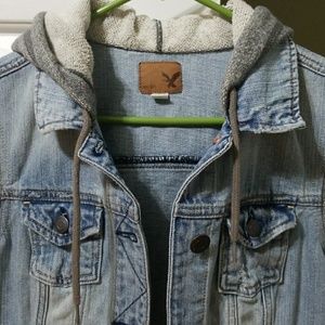 American Eagle hooded denim jacket medium small