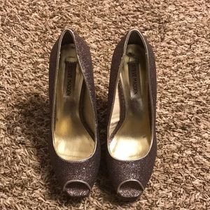 Steven Madden multi colored peep toe glitter pumps