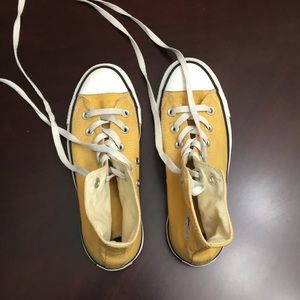 Yellow converse
