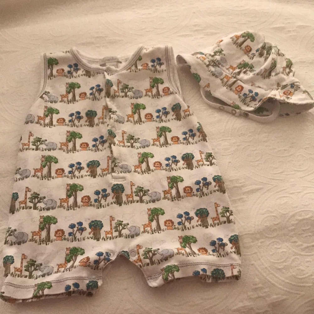 Kissy Kissy Romper and Hat Set