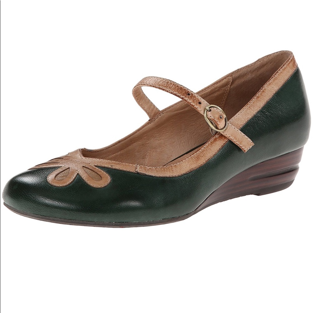 Miz Mooz green shoes