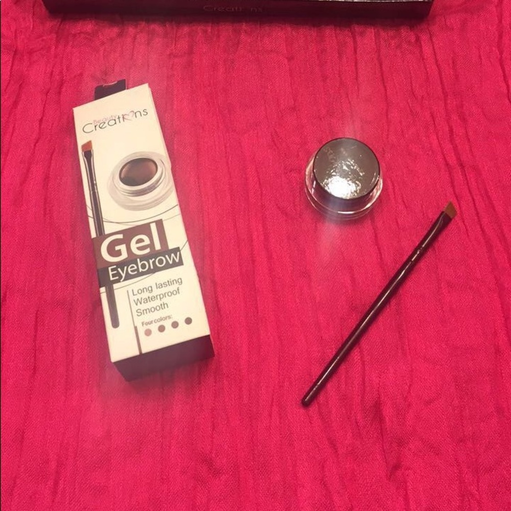 "Beauty Creations " Brown Gel Eyebrow .