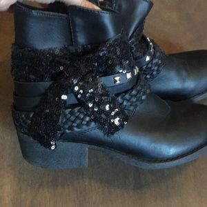 Ankle boots