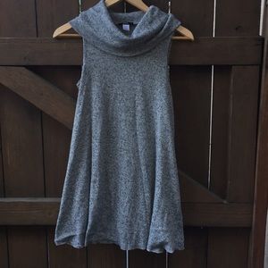 Brandy Melville-Turtle neck short sleeves dress