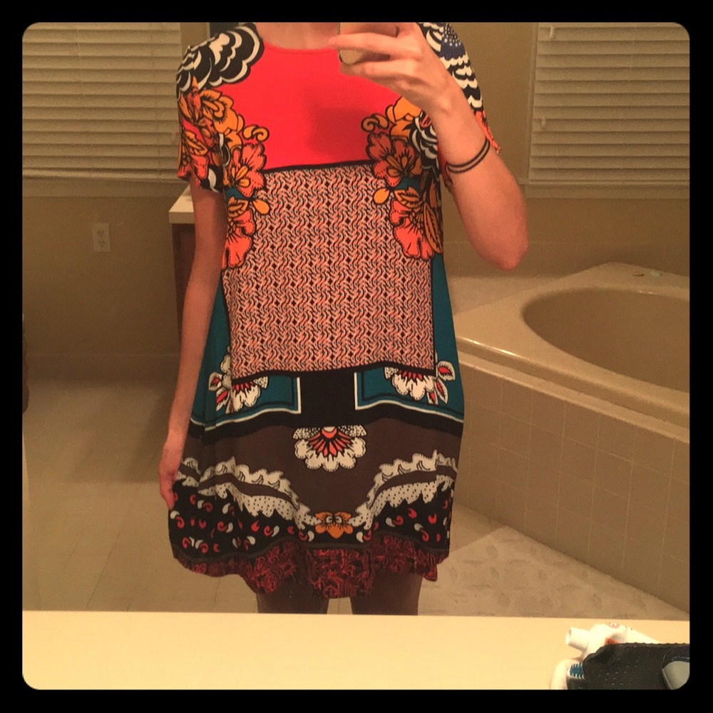 Express Patterned Shift Dress NWOT