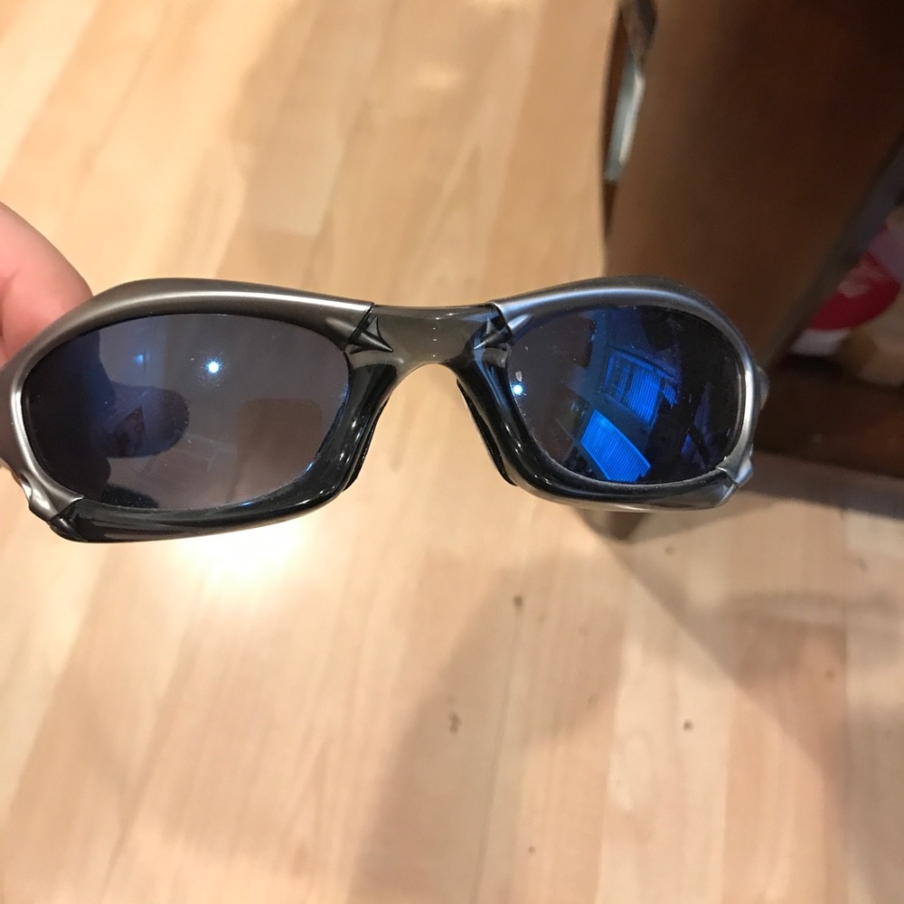 Oakley men's sunglasses