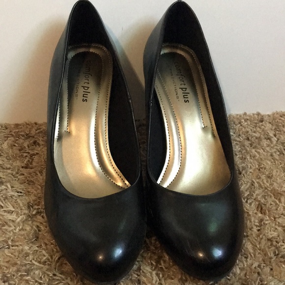 Short heels - Picture 1 of 3