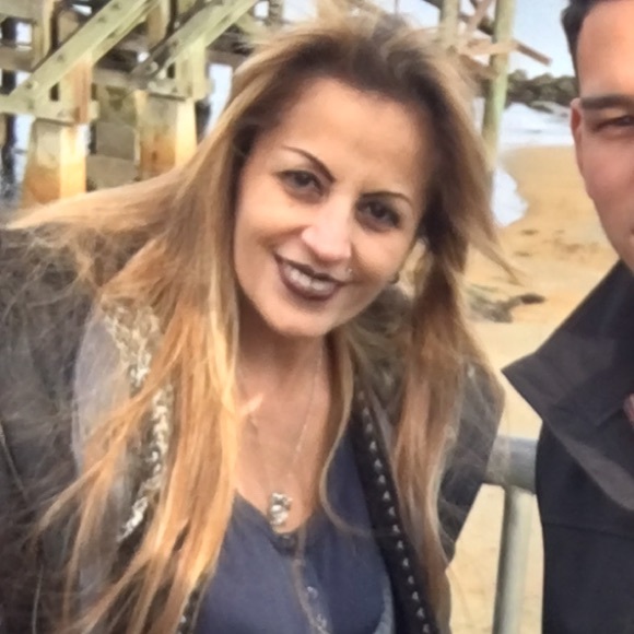 Meet your Posher, Lupe - Picture 1 of 1