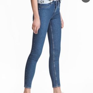 H&M regular waist skinny ankle denims