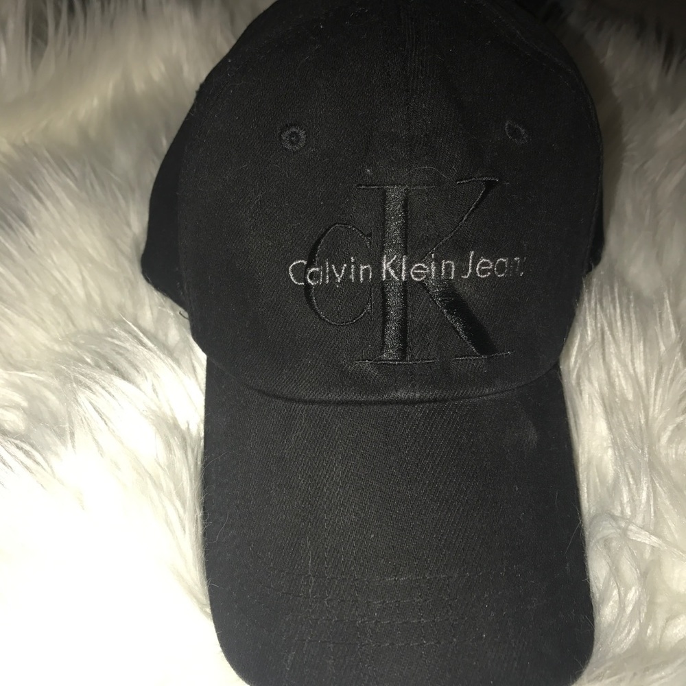 Calvin Klein black baseball cap
