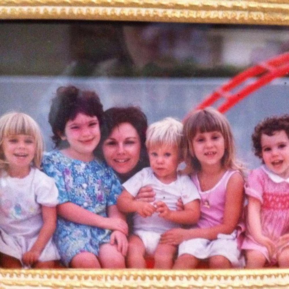 Meet your Posher, Elaine