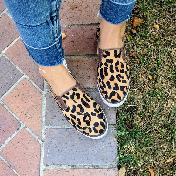 GAP Shoes - Calf Hair Leopard Print Slip On Flat Sneakers Sz 8