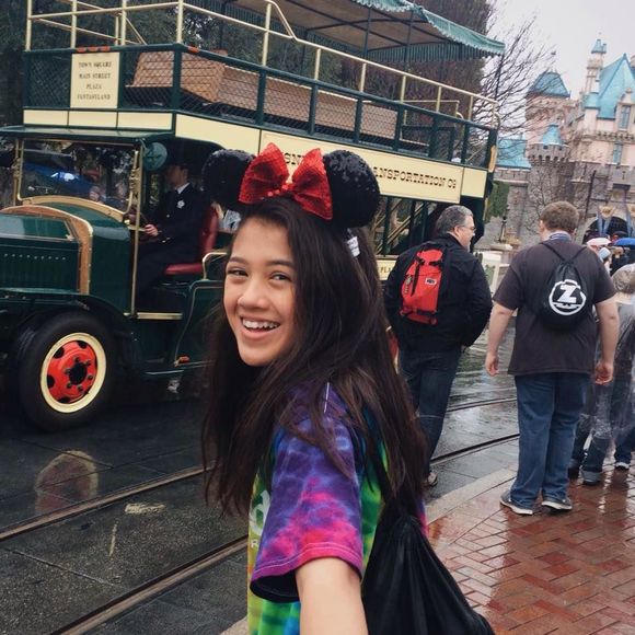 Meet your Posher, Sam - Picture 1 of 1