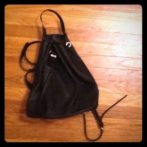 🍎BLACK BACK PACK🍎