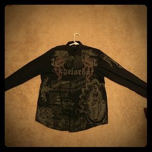 Collar button down shirt.