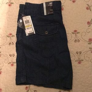 New light weight denim shorts