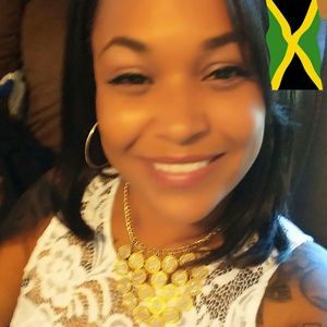 Meet your Posher, Deanna