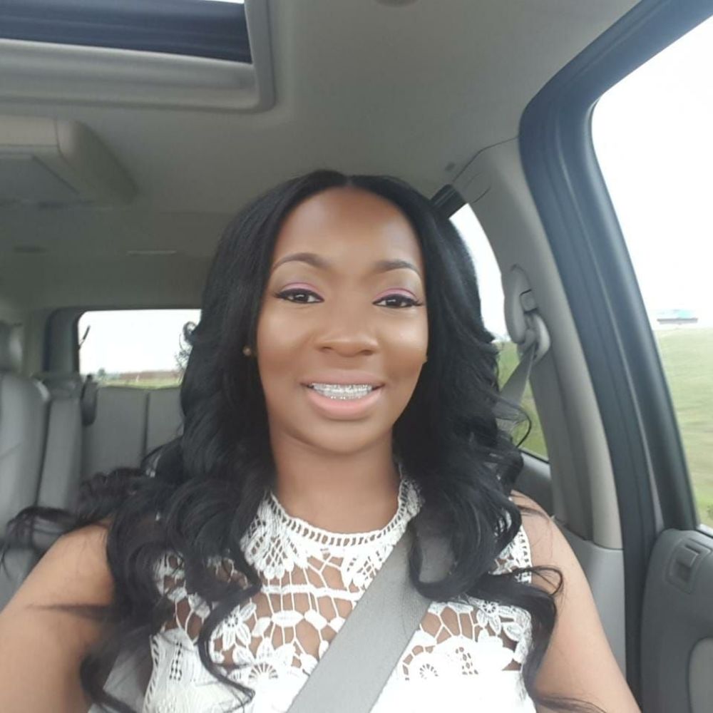 Meet your Posher, Tosha