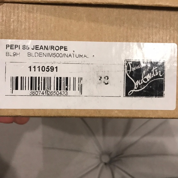 Women's shoes - Picture 5 of 5