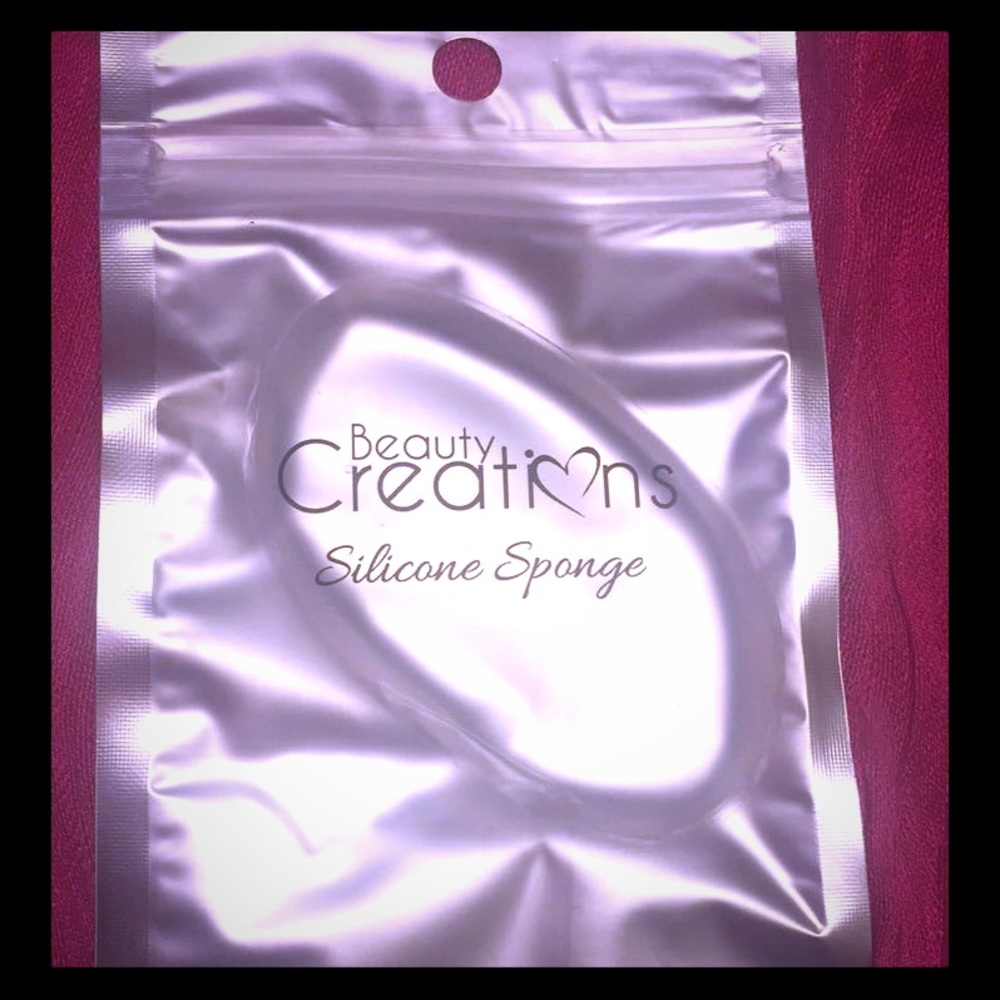 "Beauty Creations " Silicon Sponge.