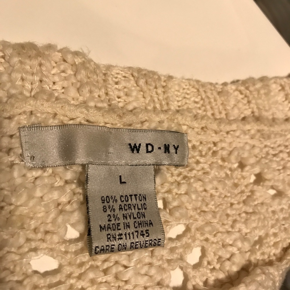 Great Sweater! - Picture 4 of 4