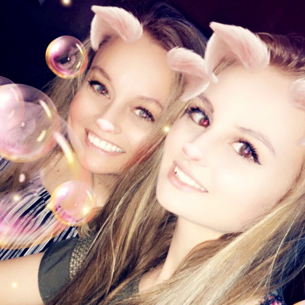 Meet your Posher, Andrea