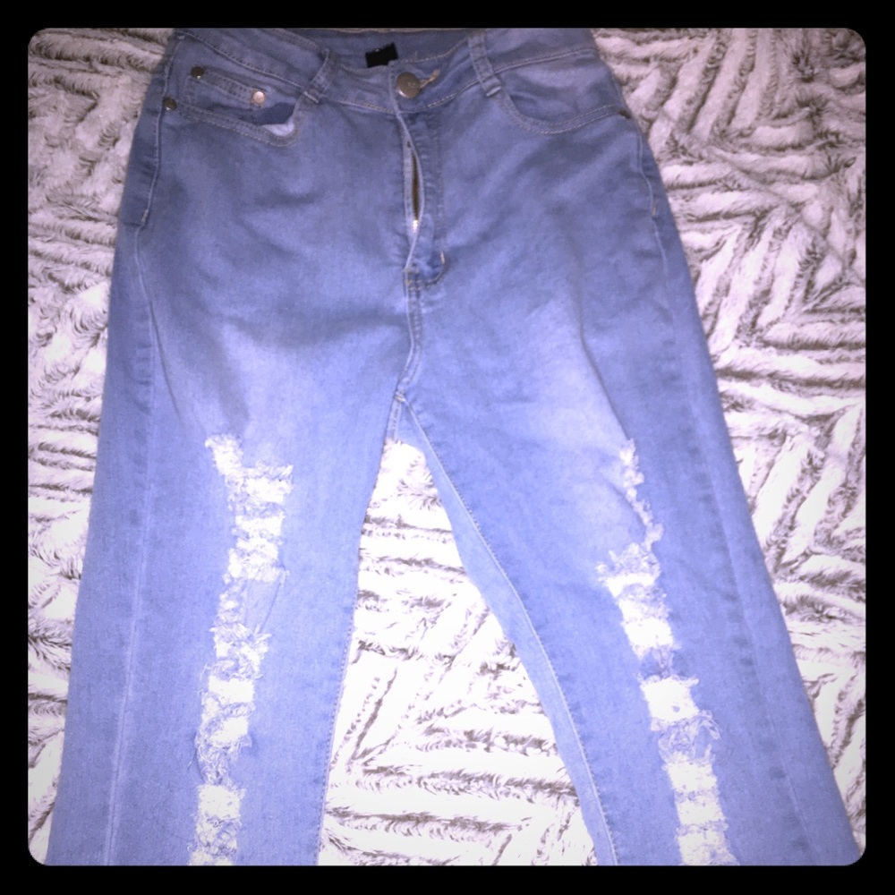 High waisted jeans