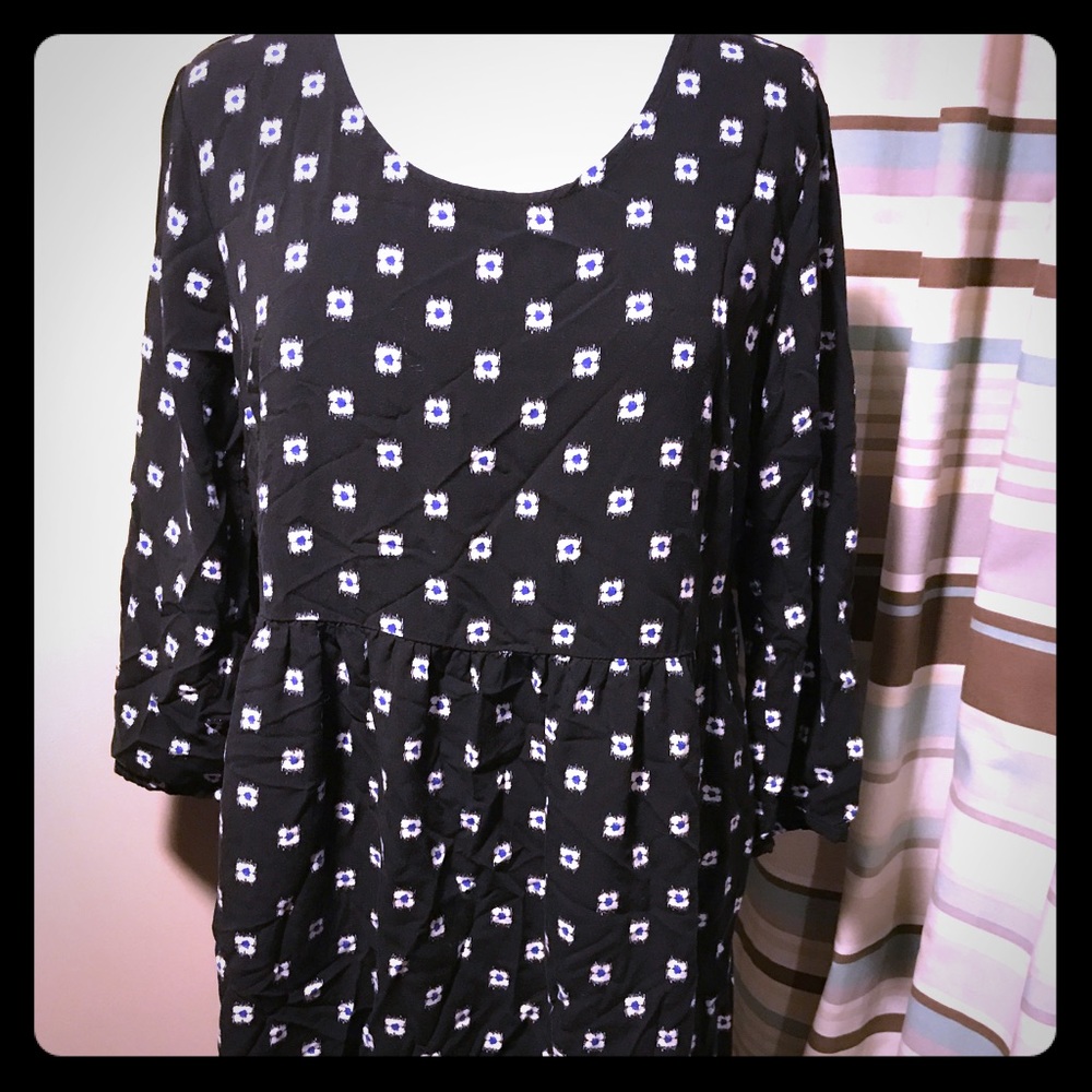 Adorable dress!